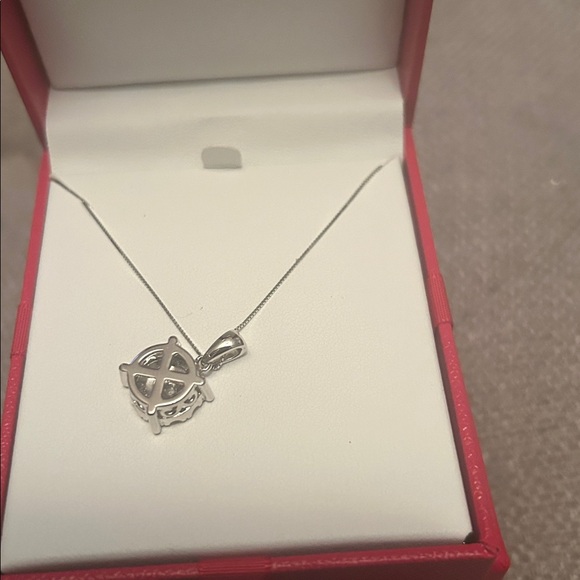 DIAMOND HALO 18” PENDANT NECKLACE 3/4ct.tw.) 14k WHITE GOLD - Picture 7 of 8